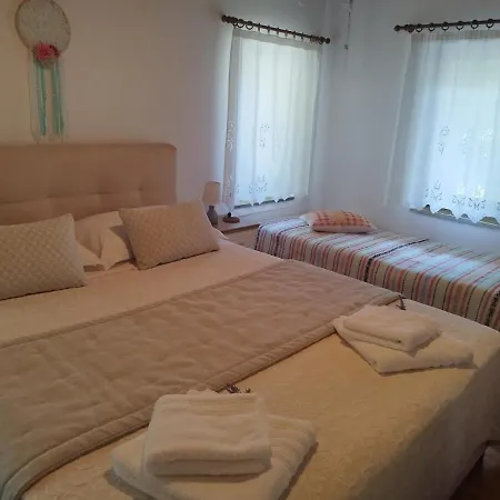 度假居 Cosy House, μια ανάσα πριν τη λίμνη *