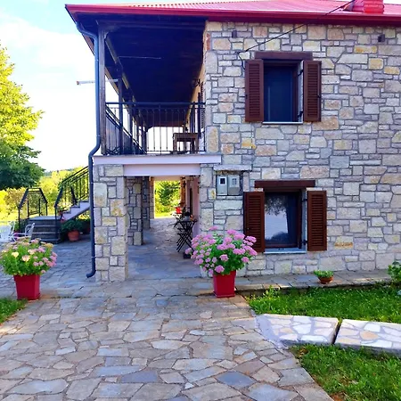 Cosy House, μια ανάσα πριν τη λίμνη Kalivia (Thessaly)
