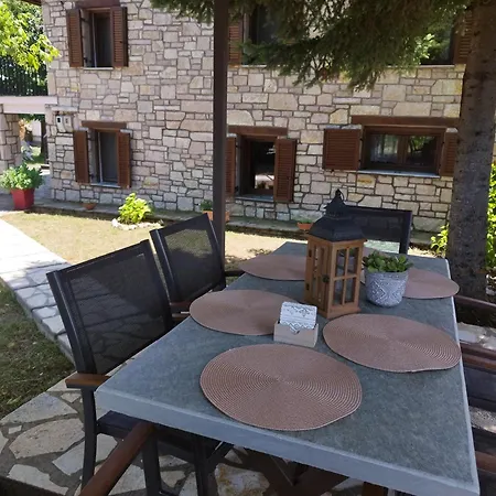 Дом отдыха Cosy House, μια ανάσα πριν τη λίμνη *